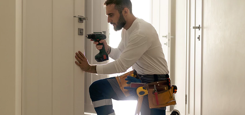 Mailbox Lock Installation Expert in Diamond Springs, California